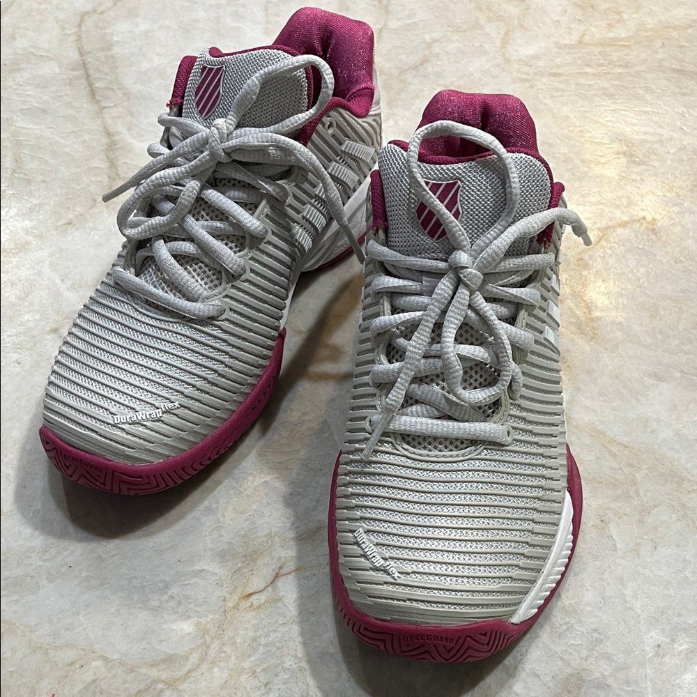 K-Swiss Women's Sneakers - White and Pink